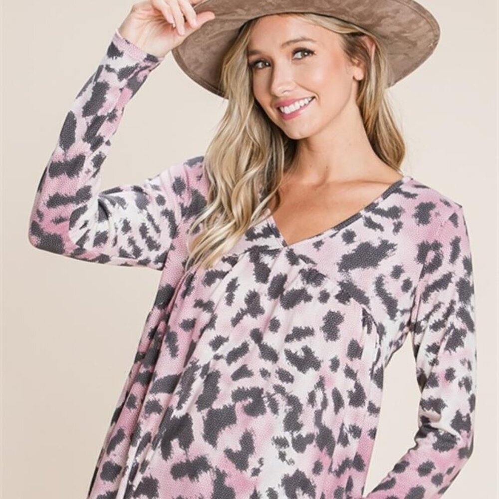 Magenta Black Hexa Pattern Animal Print Top